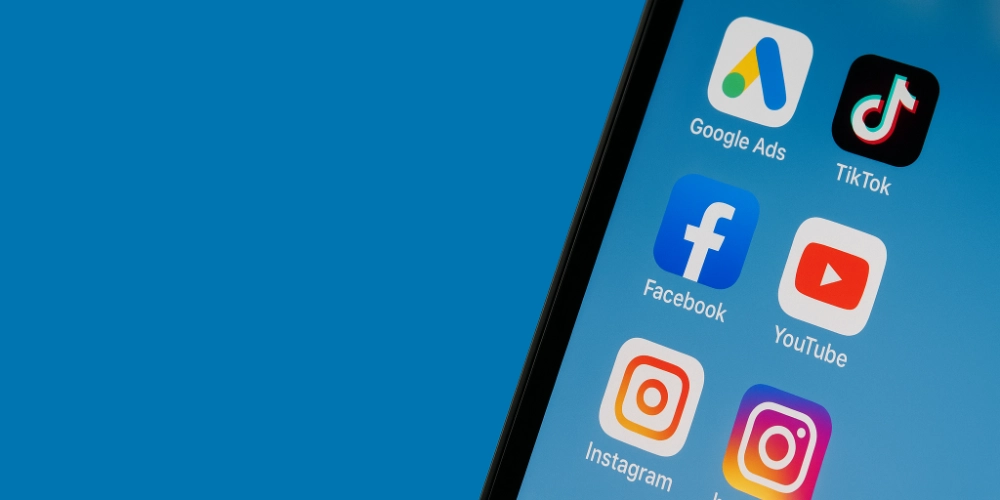 Aplicaciones de publicidad digital en un teléfono